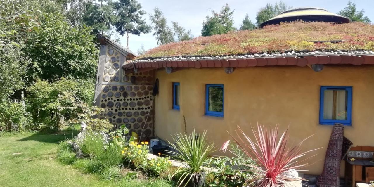 Sapphire Forest Garden Shepherd'S Hut Church Stretton Bagian luar foto