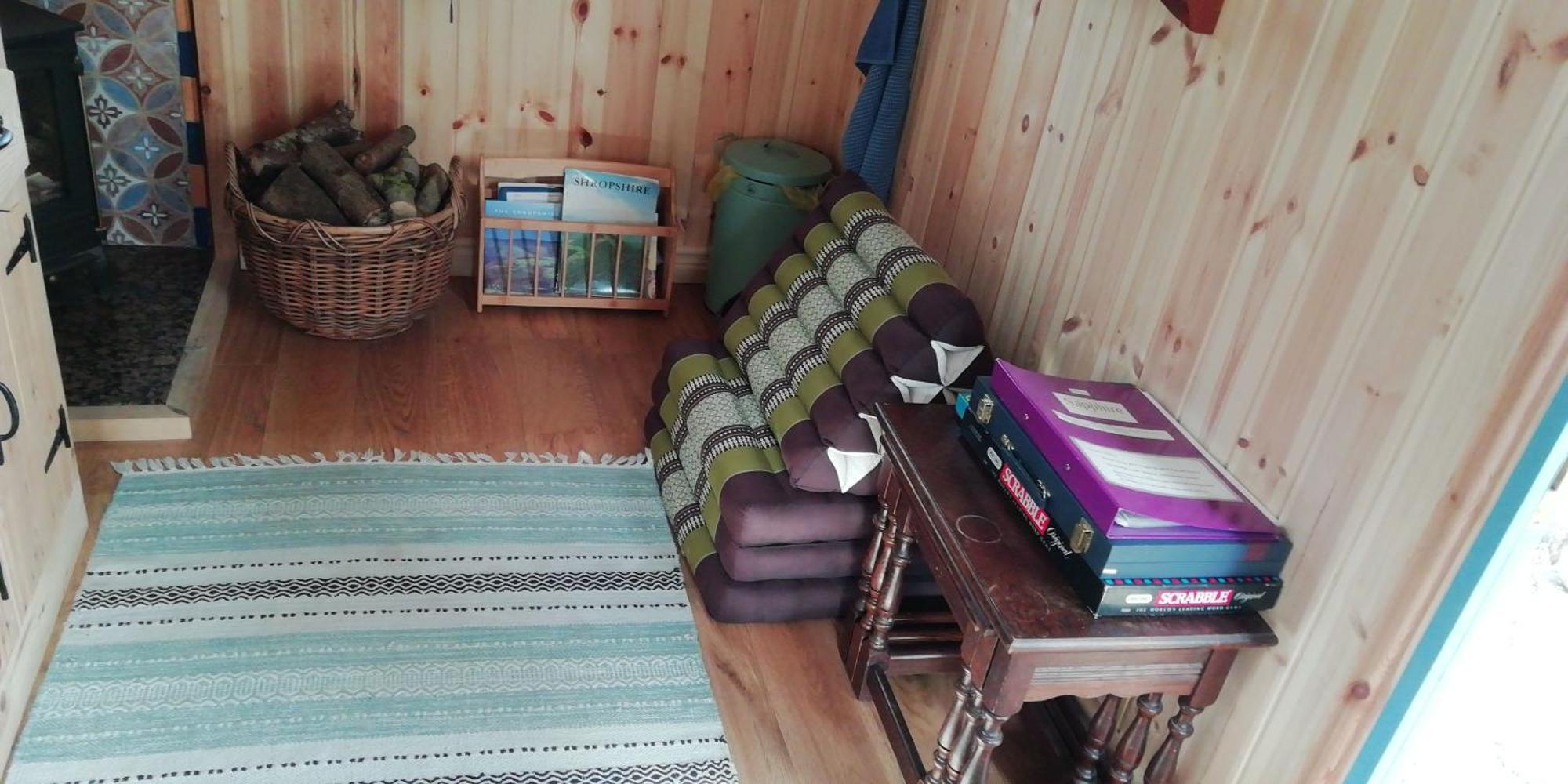 Sapphire Forest Garden Shepherd'S Hut Church Stretton Bagian luar foto